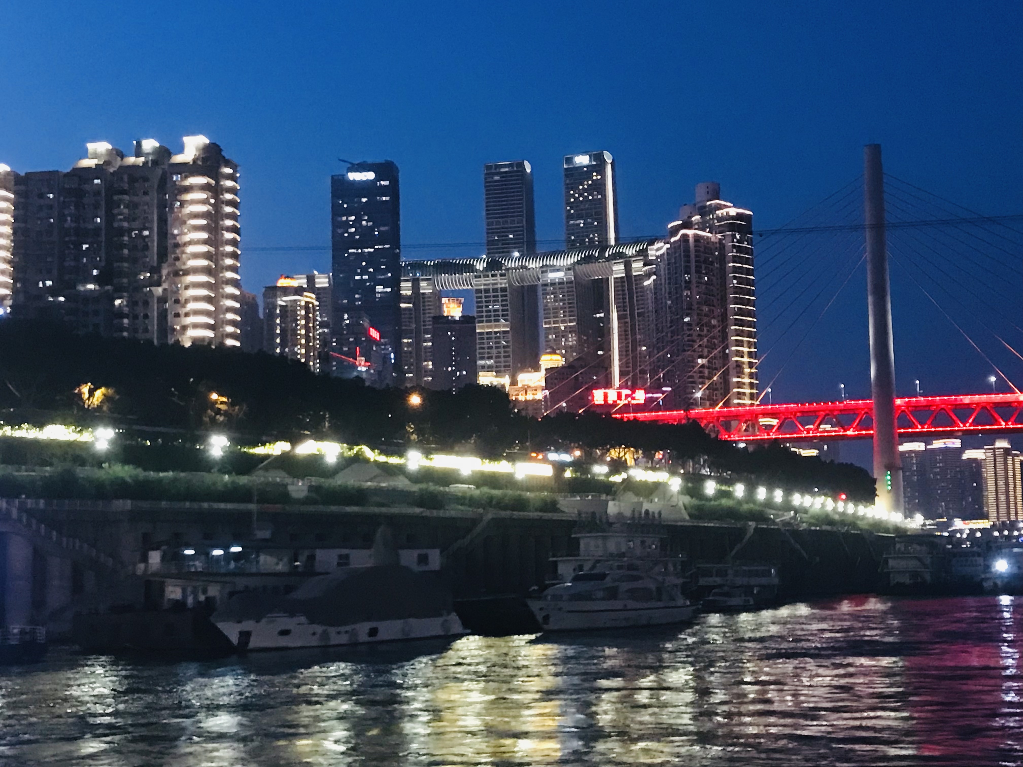 空晓 Profile Picture